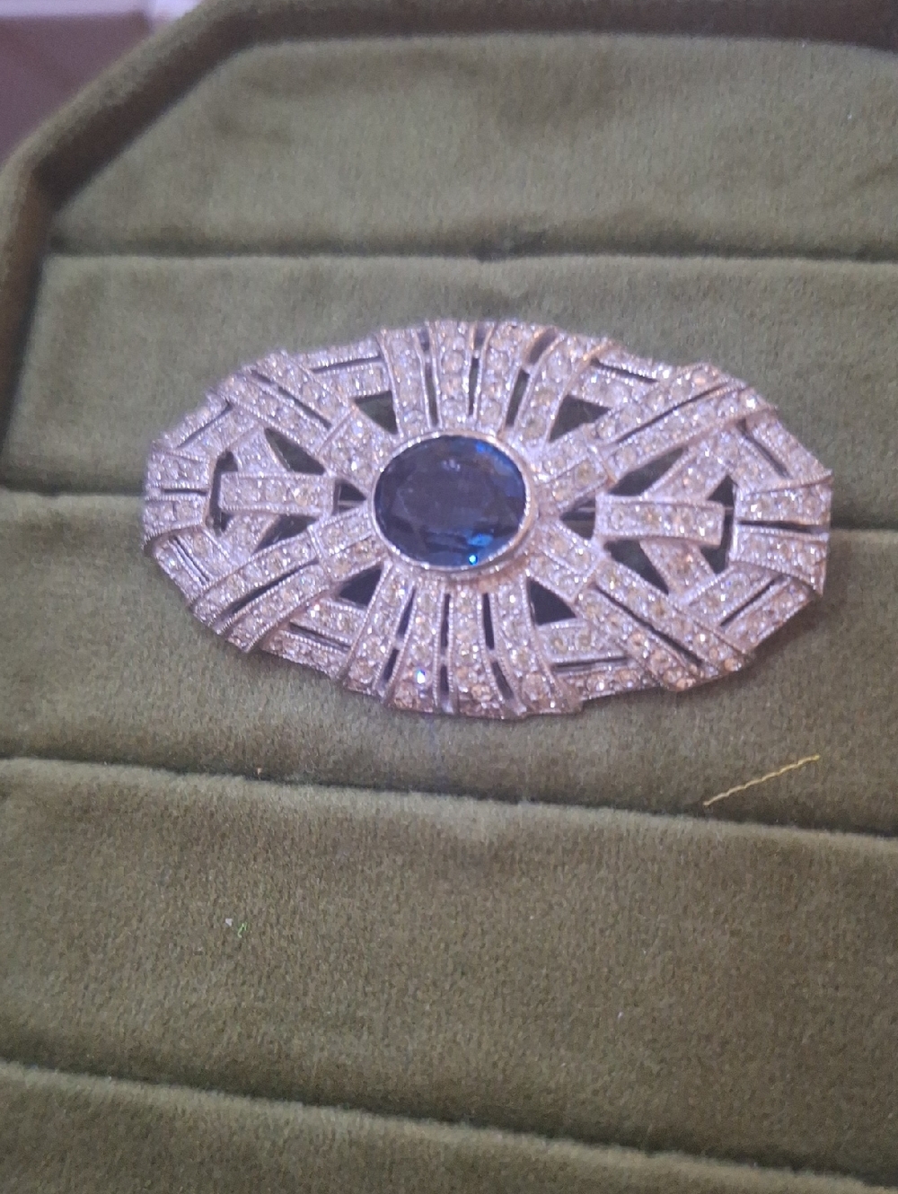 925 Beautiful Brooch!